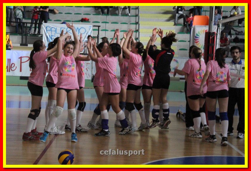 140430 volley 207_tn.jpg